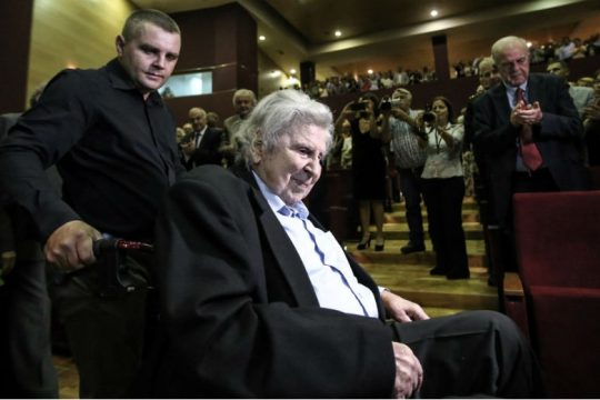 Με επιτυχία η επέμβαση βηματοδότη στον Μίκη Θεοδωράκη