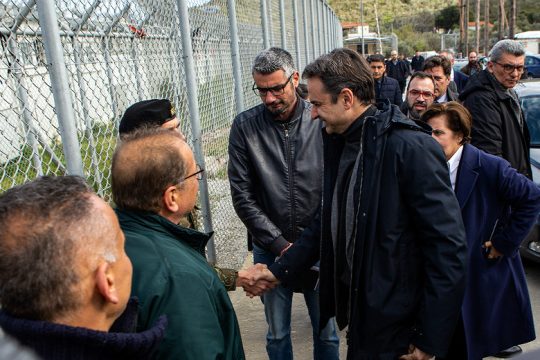 Για ντροπιαστικές συνθήκες μίλησε ο Μητσοτάκης από τη Μόρια