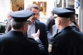 «Πολεμική» Ν.Δ. – Μαξίμου για τα φαινόμενα βίας