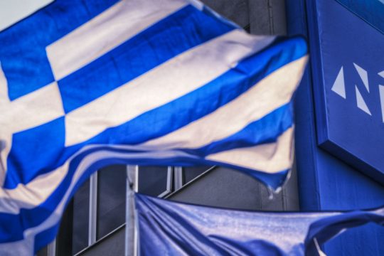 Πήξαμε στις σκευωρίες 