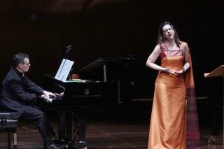 Ρομαντισμός με… Νέζη