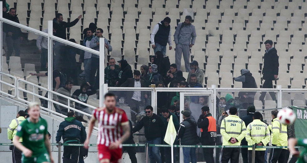 Αποδοκιμασία και ριζικές αλλαγές