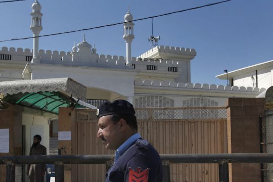 Επιθέσεις με όλμους μεταξύ Ινδίας-Πακιστάν στα σύνορα του Κασμίρ