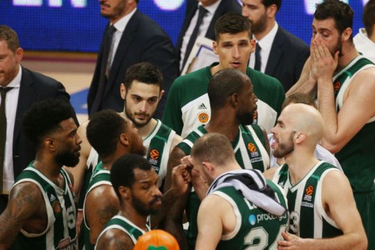 Έχασε την πρώτη ευκαιρία