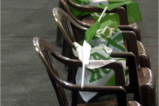 Η ολισθηρή τακτική της πολιτικής νοσταλγίας