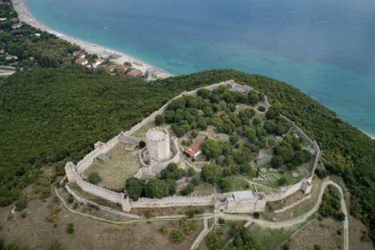 Νεκρή γυναίκα στην παραλία του Πλαταμώνα
