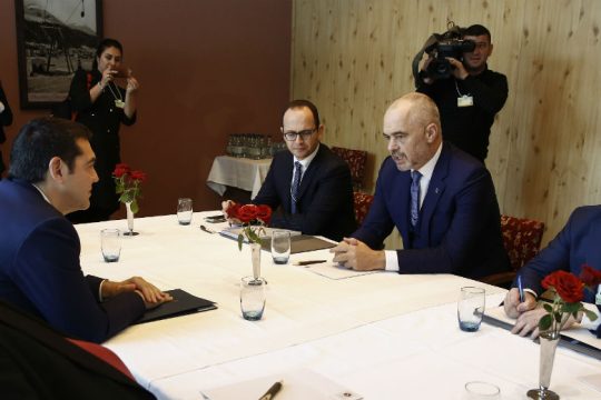 Στην Κομισιόν οι ενέργειες της Αλβανίας σε βάρος της ελληνικής μειονότητας