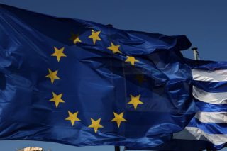 «Τελεσίγραφο» εκ Βρυξελλών για τα «κόκκινα» δάνεια