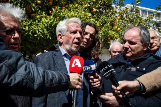 Δέσμευση πρωθυπουργού για συντάξεις χηρείας και 120 δόσεις