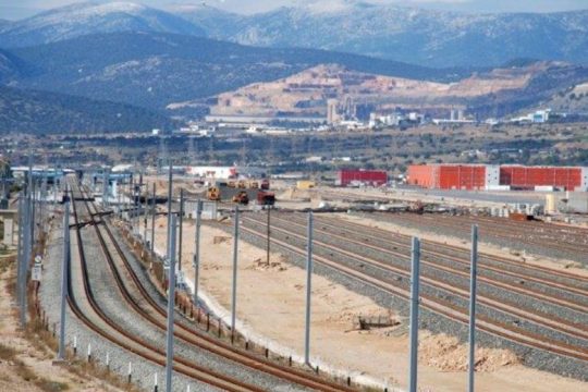 Τέσσερις μνηστήρες διεκδικούν το «Θριάσιο ΙΙ»