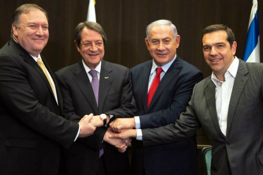 Ενίσχυση συνεργασίας, στήριξη από ΗΠΑ, μήνυμα προς Τουρκία