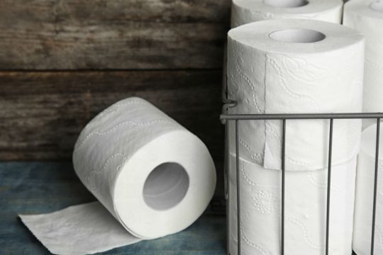 Οι Βρετανοί κάνουν στοκ σε χαρτί υγείας υπό τον φόβο άτακτου Brexit