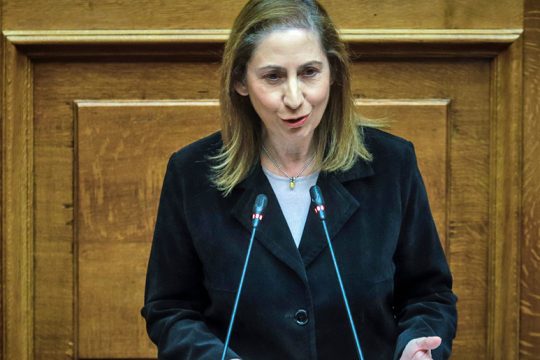Ανάγκη η συνέχιση της πολιτικής για προσλήψεις