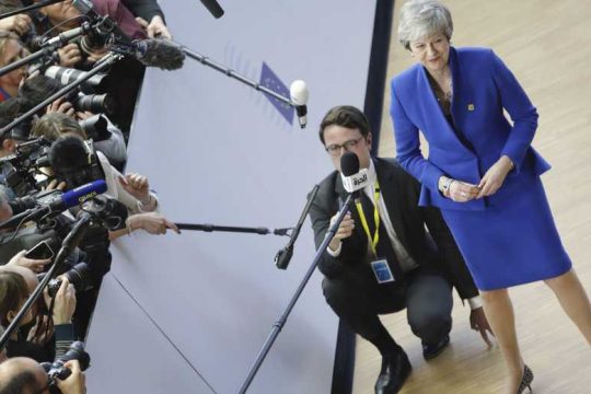 Το Brexit «κονταίνει» το Ηνωμένο Βασίλειο