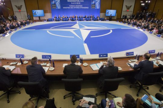 ΝΑΤΟϊκή… έφοδος στη Μαύρη Θάλασσα