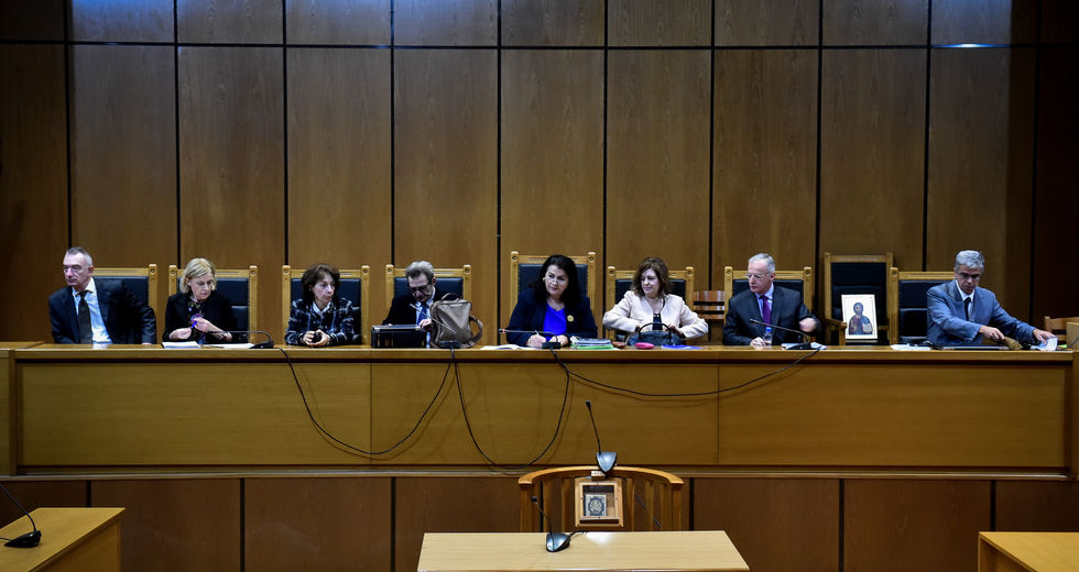 Με μερική αμνησία οι 8 μάρτυρες υπεράσπισης