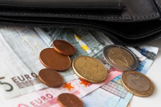 Ρύθμιση μέσω εξωδικαστικού για πάνω από 3 στους 10 οφειλέτες