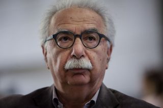 Τελεσίγραφο Γαβρόγλου προς την Ένωση Ελλήνων Φυσικών