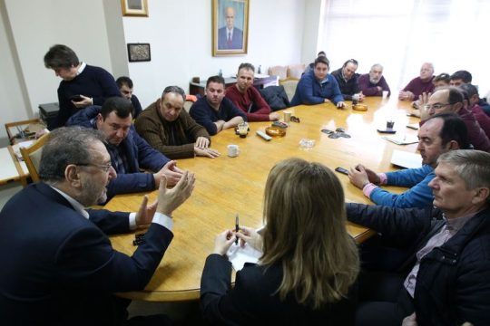 Ελληνες αγρότες με αμερικανικά κεφάλαια για τη διάσωση της ΕΒΖ