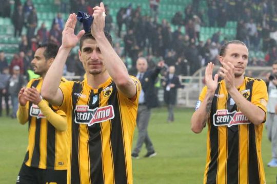 «Φωτιά» μπροστά, νίκησε… και την άμυνά της
