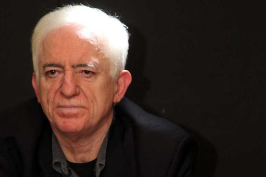 Ενας αιρετικός, υποψήφιος δήμαρχος