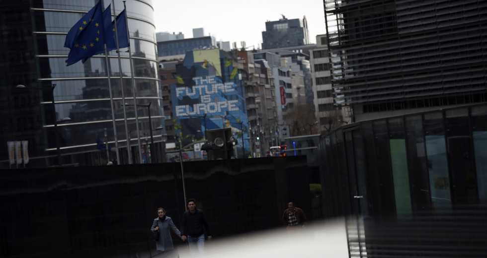 Ασθενικές ηγεσίες, υποτονικές αντιδράσεις στη Mitteleuropa