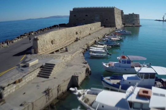 Η «Εφ.Συν.» μιλάει… κρητικά