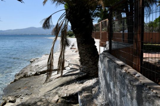 Αντιπαράθεση για τον αιγιαλό
