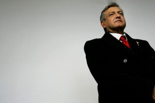 Θεού θέλοντος και… Ομπραδόρ επιτρέποντος, η Εκκλησία κάνει κουμάντο