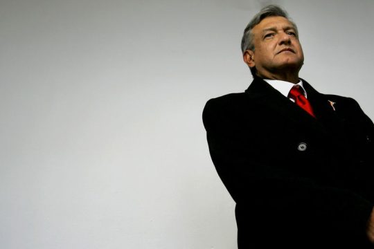 Θεού θέλοντος και… Ομπραδόρ επιτρέποντος, η Εκκλησία κάνει κουμάντο