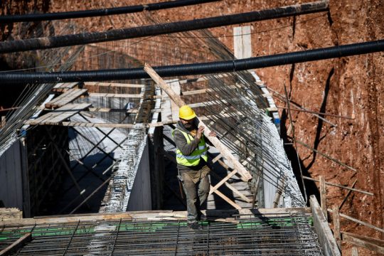Σχεδόν έτοιμα δύο μεγάλα έργα στη Μάνδρα