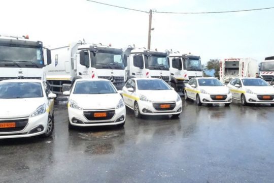 Ενίσχυση με απορριμματοφόρα σε Ηράκλειο και Χανιά