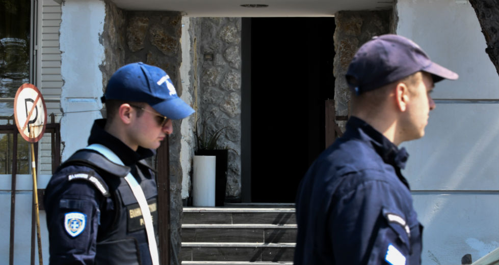 Έκλεψαν ηλικιωμένη προσποιούμενοι τους υπαλλήλους της ΔΕΗ