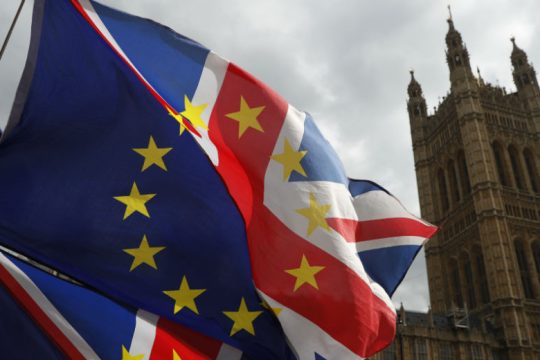 Πολιτικό κομφούζιο για το Brexit