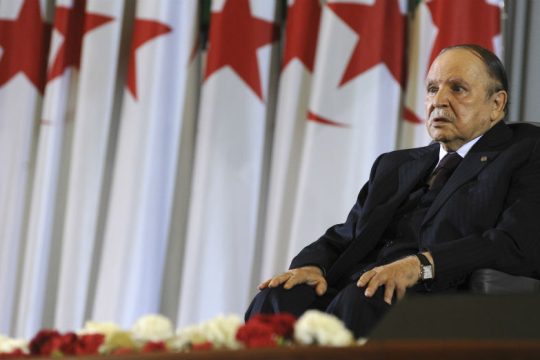 Παραιτήθηκε ο πρόεδρος της Αλγερίας μετά το τελεσίγραφο του στρατού