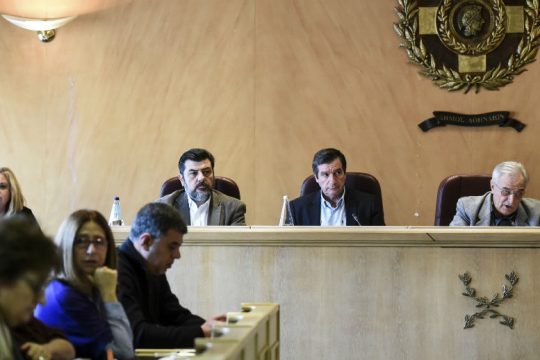 Ανεπιθύμητη η Χ.Α. στον δήμο Αθηναίων