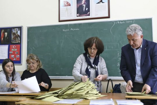 Επανακαταμέτρηση όλων των ψήφων στην Κωνσταντινούπολη ζητάει ο Ερντογάν