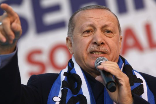 «Αγύριστο κεφάλι» ο Ερντογάν