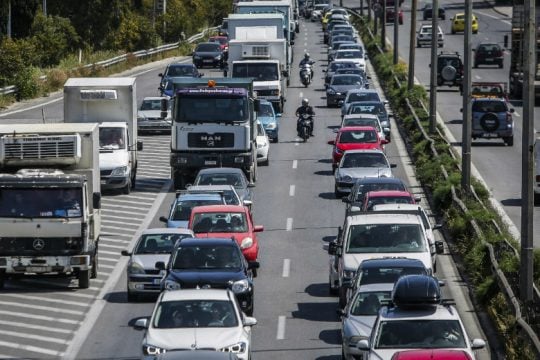 Επιστρέφονται πινακίδες και άδειες οδήγησης ενόψει Πάσχα