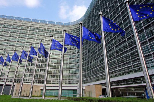 Eurostat: Οι αριθμοί ευημερούν στην Ελλάδα