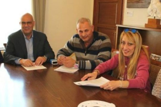Συνεργασία μεταξύ Δήμου Χανίων και φιλοζωικών σωματείων