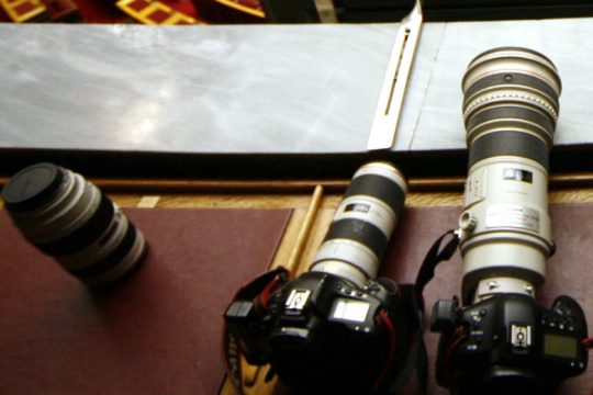 Καταγγελία για φασιστική επίθεση στα Εξάρχεια κατά φωτορεπόρτερ