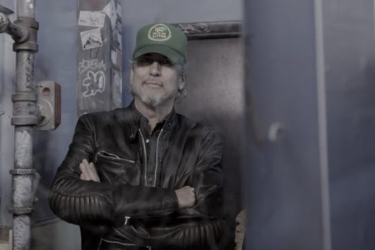 Howe Gelb (Giant Sand): The piano, the guitar…the man