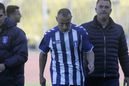 Αποχή και μήνυμα