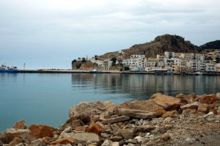 Πρόσκρουση πλοίου στο λιμάνι της Καρπάθου