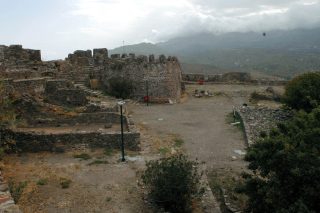 Στη γειτονιά της Ιστορίας