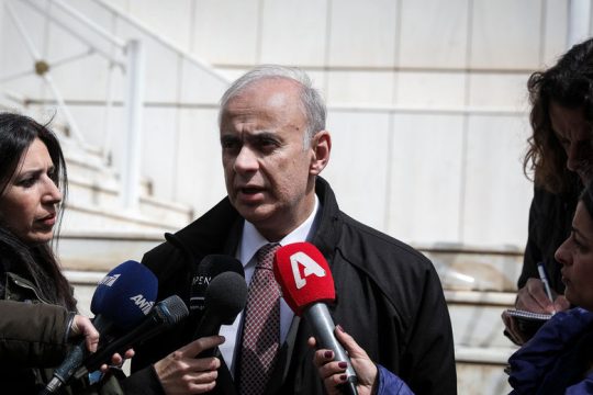 Αγωγή Κονταξή σε Παπακώστα για παραβίαση του τεκμηρίου αθωότητας