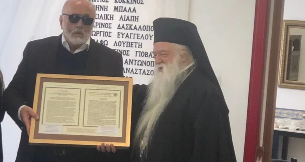 Ακρατείς του λόγου και της σκέψης