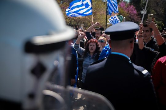 Λαοφιλής λαϊκισμός;