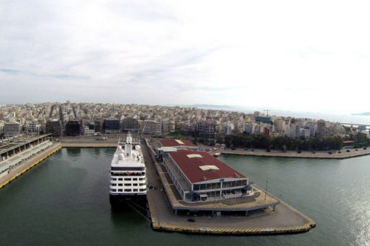 Συγκέντρωση διαμαρτυρίας  στον Πειραιά κατά της επέκτασης του λιμανιού